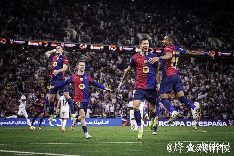 拉菲尼亚助巴萨主场胜利,亚马尔表现平平,巴萨7连胜领先皇马7分 拉菲尼亚助巴萨主场胜利,亚马尔表现平平,巴萨7连胜领先皇马7分