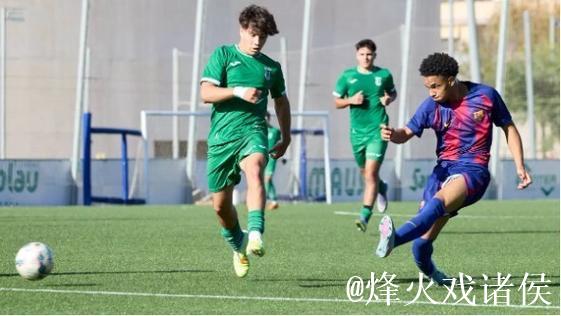 每体:巴萨U16新星雷巴克被誉为梅西,边锋鲁斯兰-姆巴速度惊人 每体:巴萨U16新星雷巴克被誉为梅西,边锋鲁斯兰-姆巴速度惊人